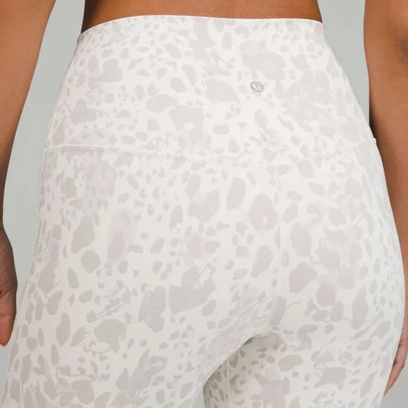 Lululemon Align High-Rise Pant 25" Cheetah Camo Antique White Multi Size 12 - Picture 2 of 11
